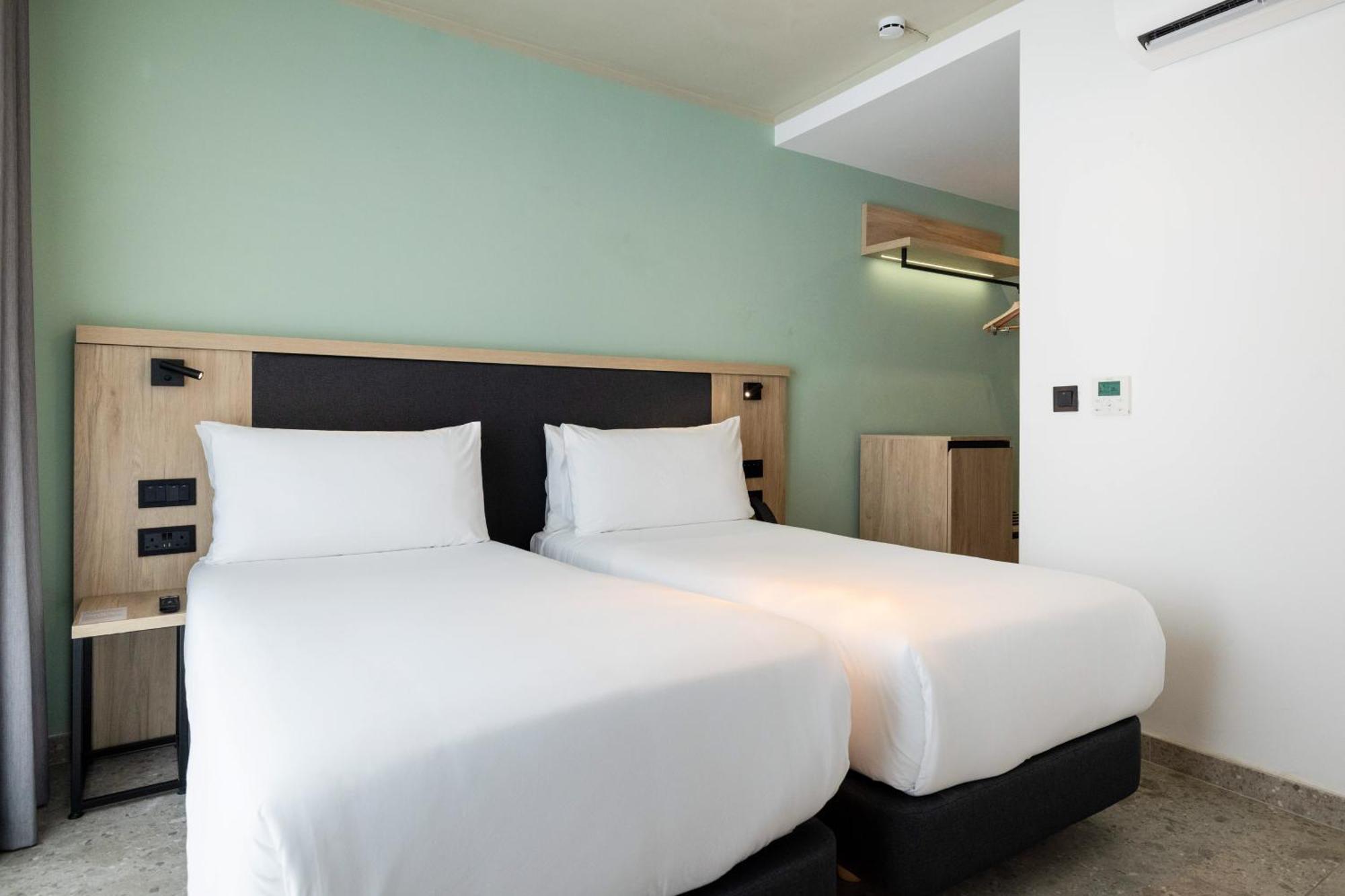 Hotel Levante St Julian'S, Affiliated By Melia San Ġiljan Extérieur photo